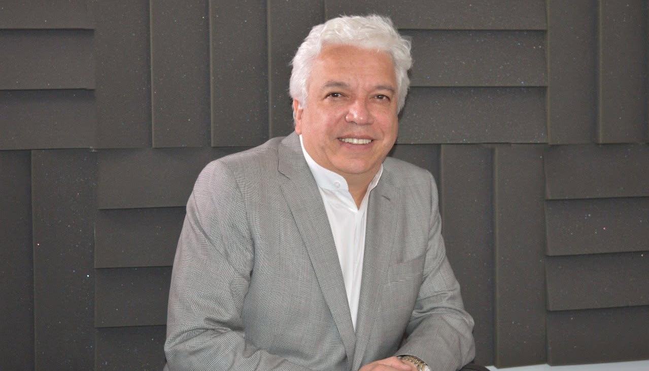 Carlos Alonso Lucio, líder del empalme del próximo Gobierno 