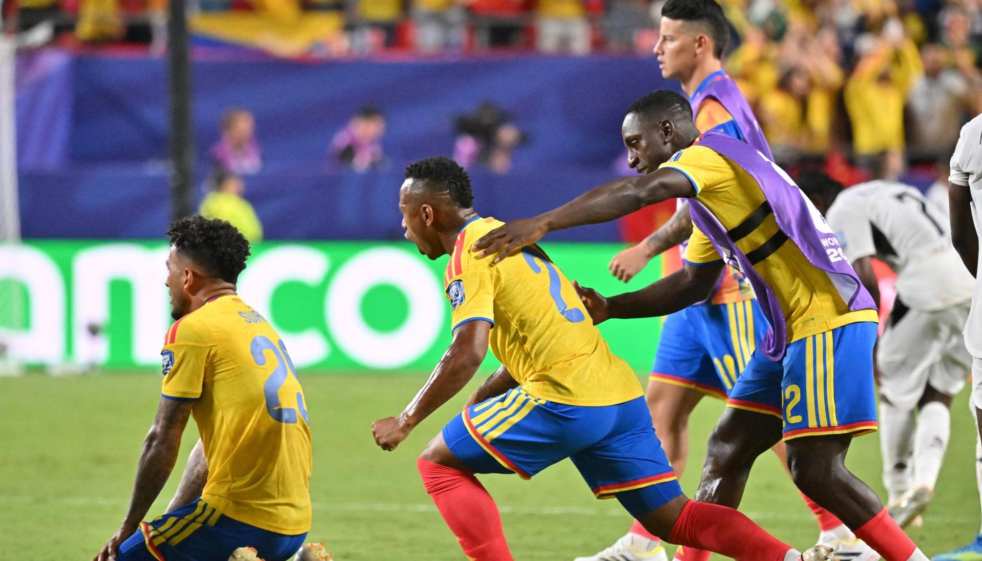 Colombia celebra el paso a octavos de final