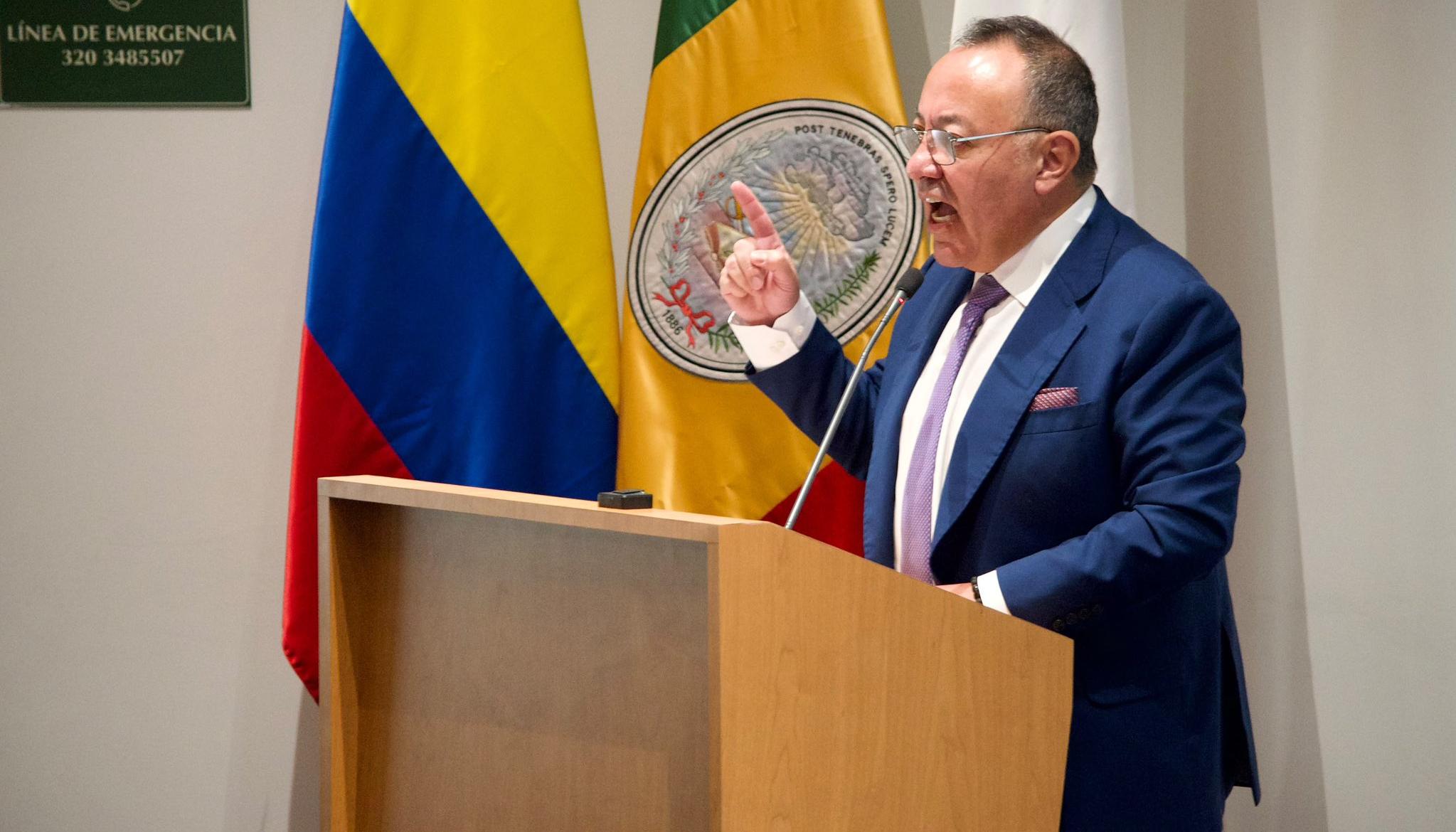 El Contralor General (e), Carlos Enrique Silgado.