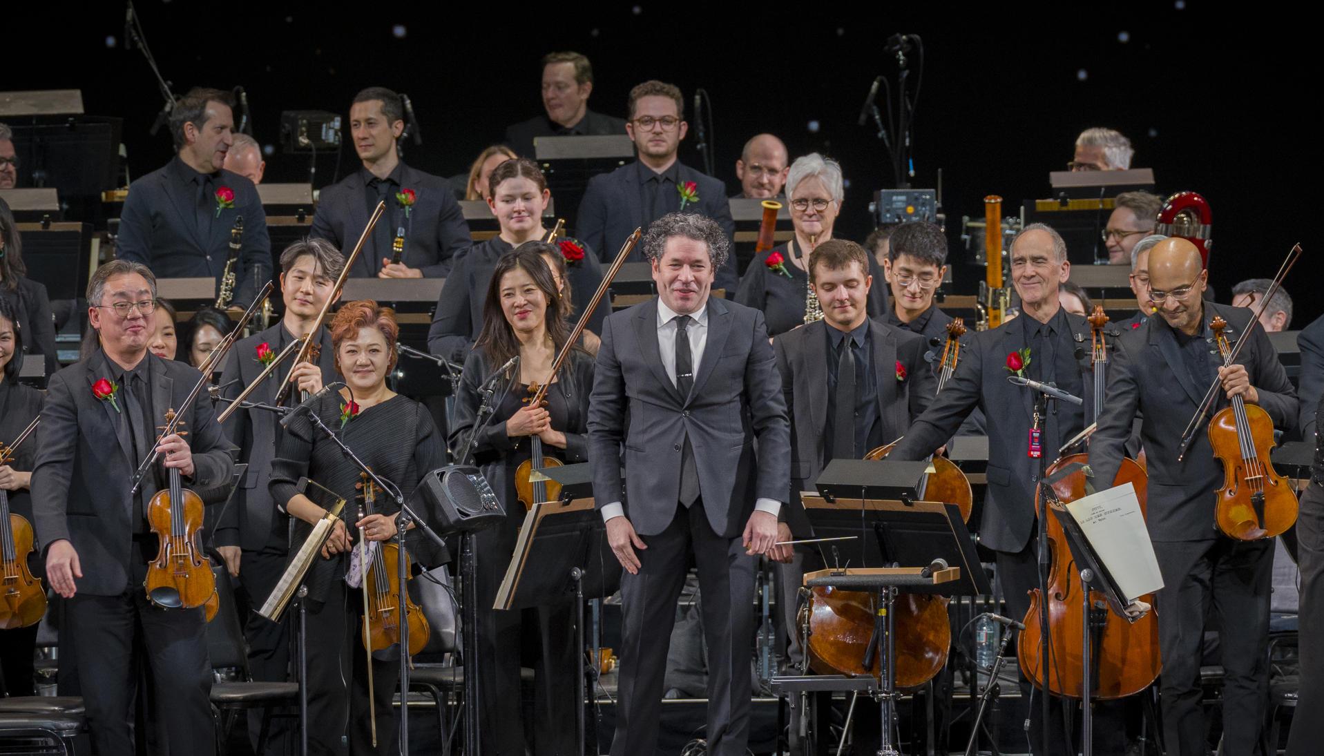 El director Gustavo Dudamel se presentará con la Orquesta Filarmónica de Los Ángeles.