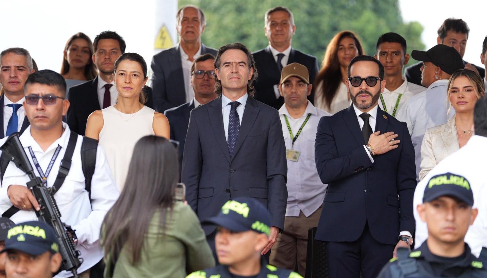 El Alcalde de Medellín, Federico Gutiérrez y el Presidente electo Abelardo De La Espriella.