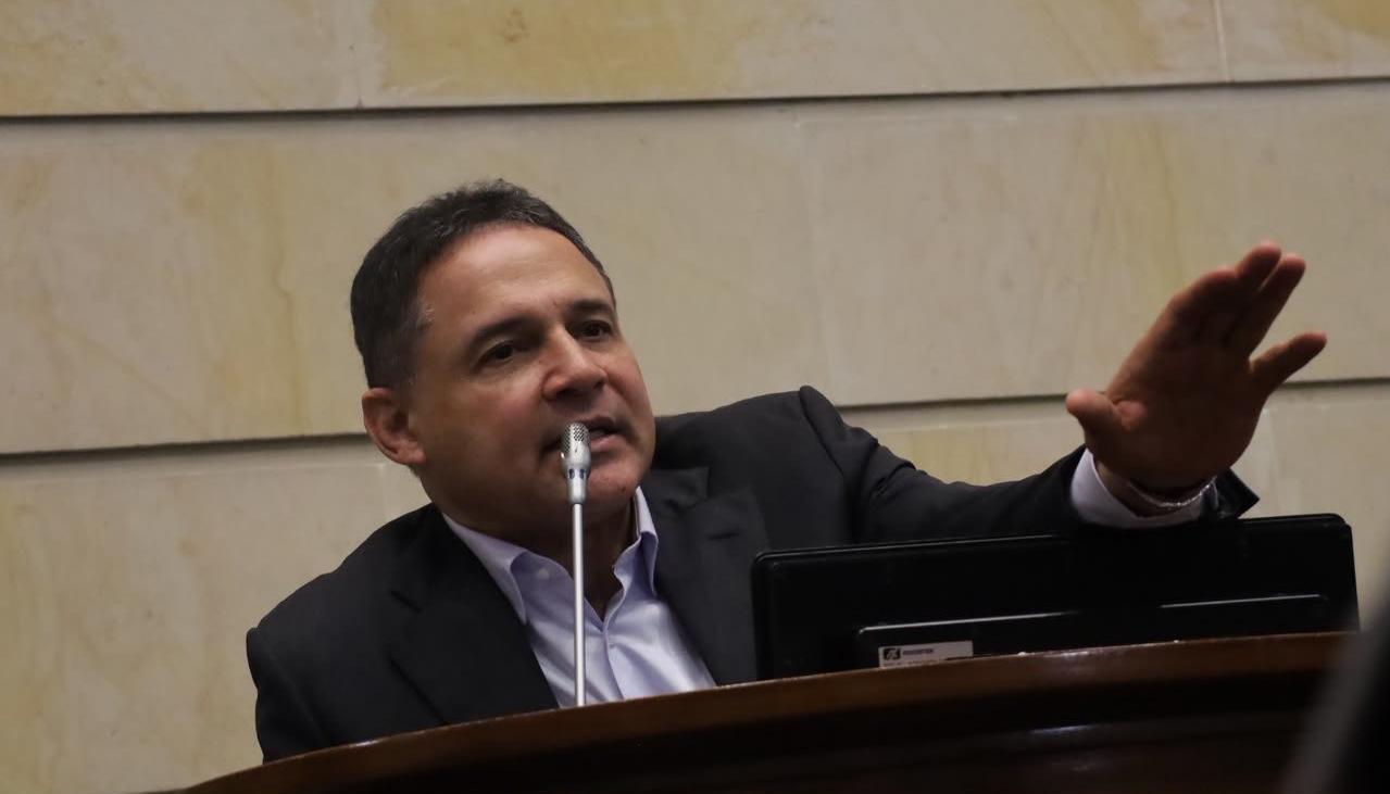 El presidente del Senado, Honorio Henríquez.