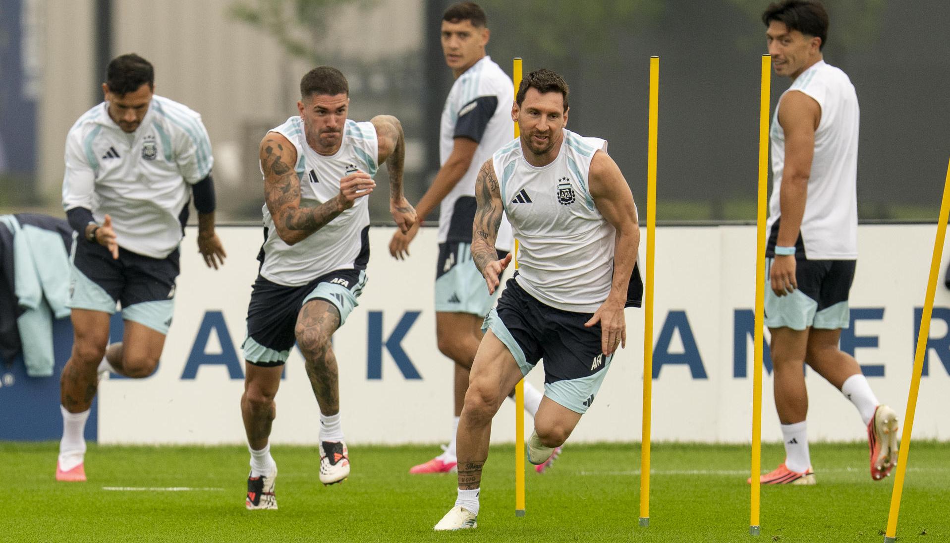 Lionel Messi en la práctica previa a la final. 