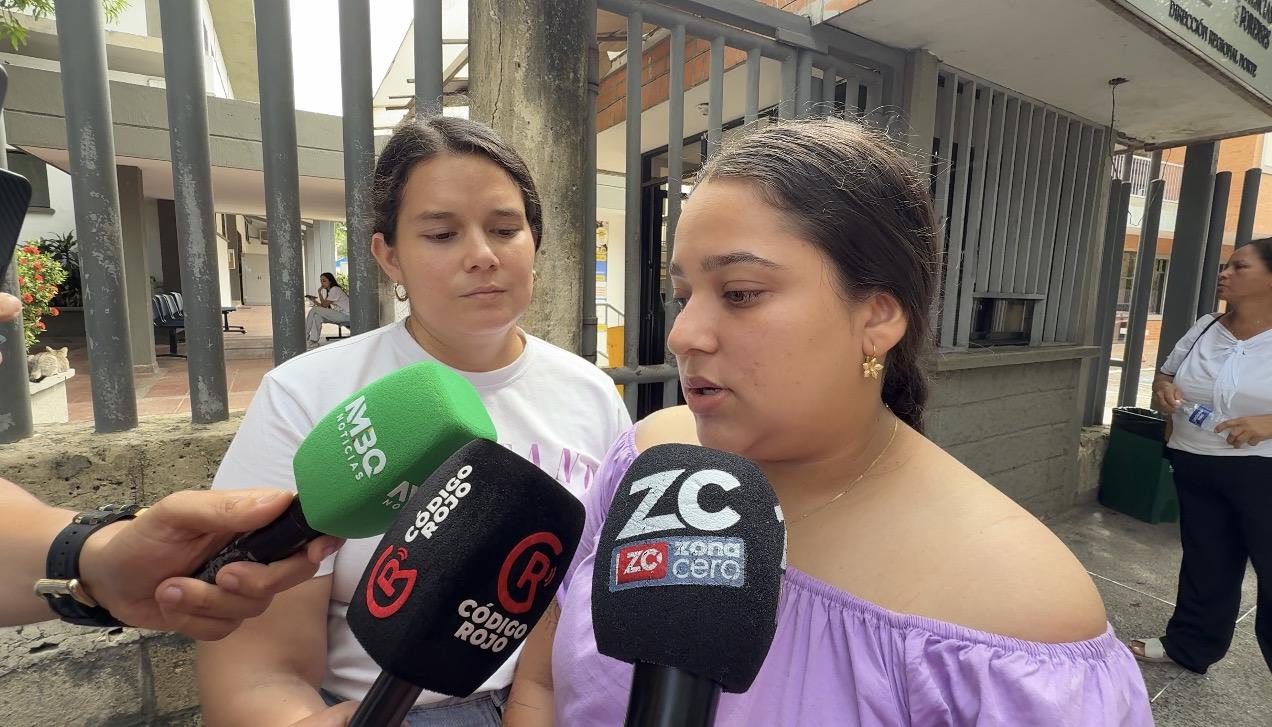 Aliana Duque, mamá de la niña. 