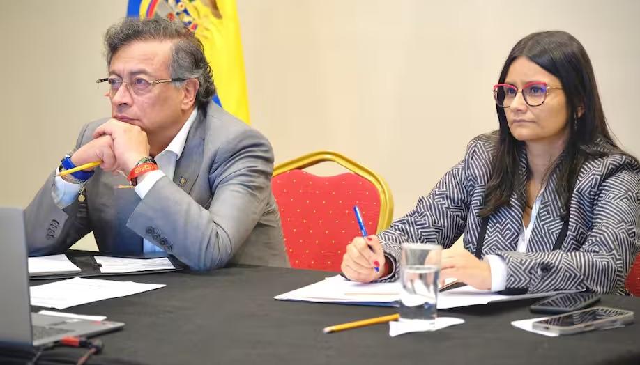 El Presidente Gustavo Petro y Angie Rodríguez.