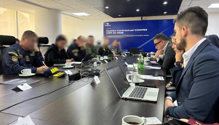 Reunión de inspección con Ministerio de Defensa.