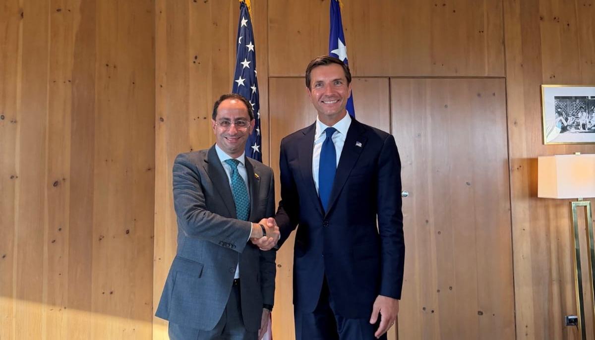 El vicepresidente José Manuel Restrepo en reuniones con delegaciones en Estados Unidos. 