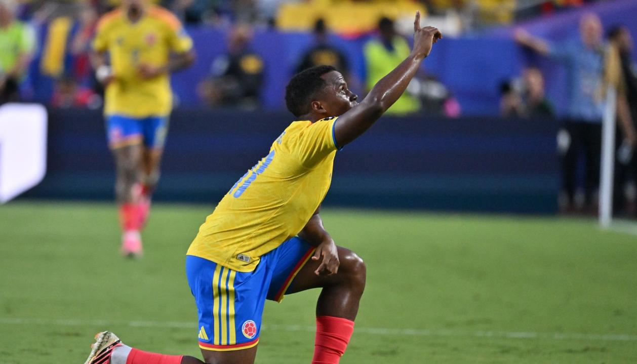El festejo de Jhon Arias tras marcar el gol de Colombia ante Ghana. 