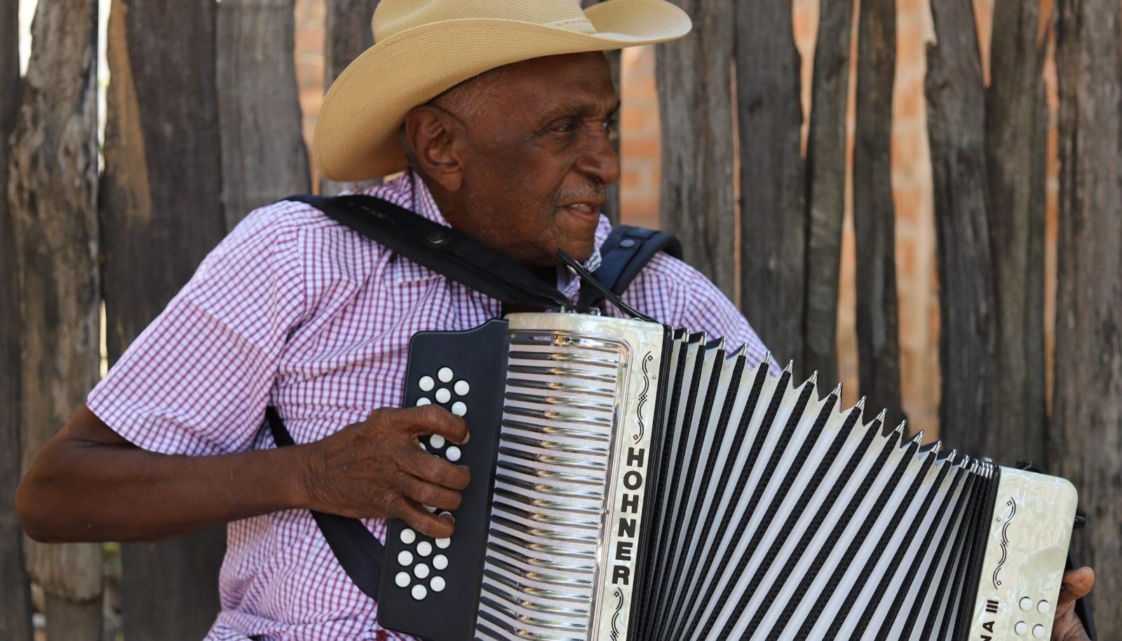 El acordeonero Náfer Durán Díaz.