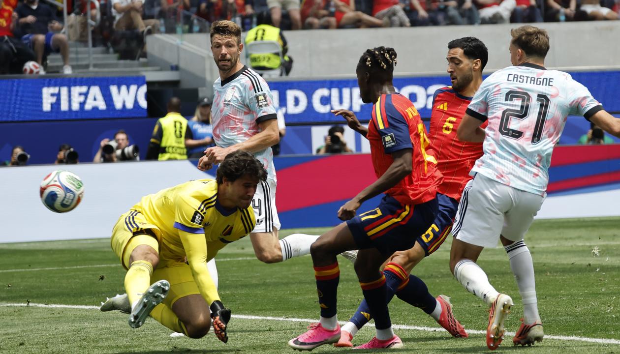 El remate de Mikel Merino tras el rebote del portero Senne Lammens.