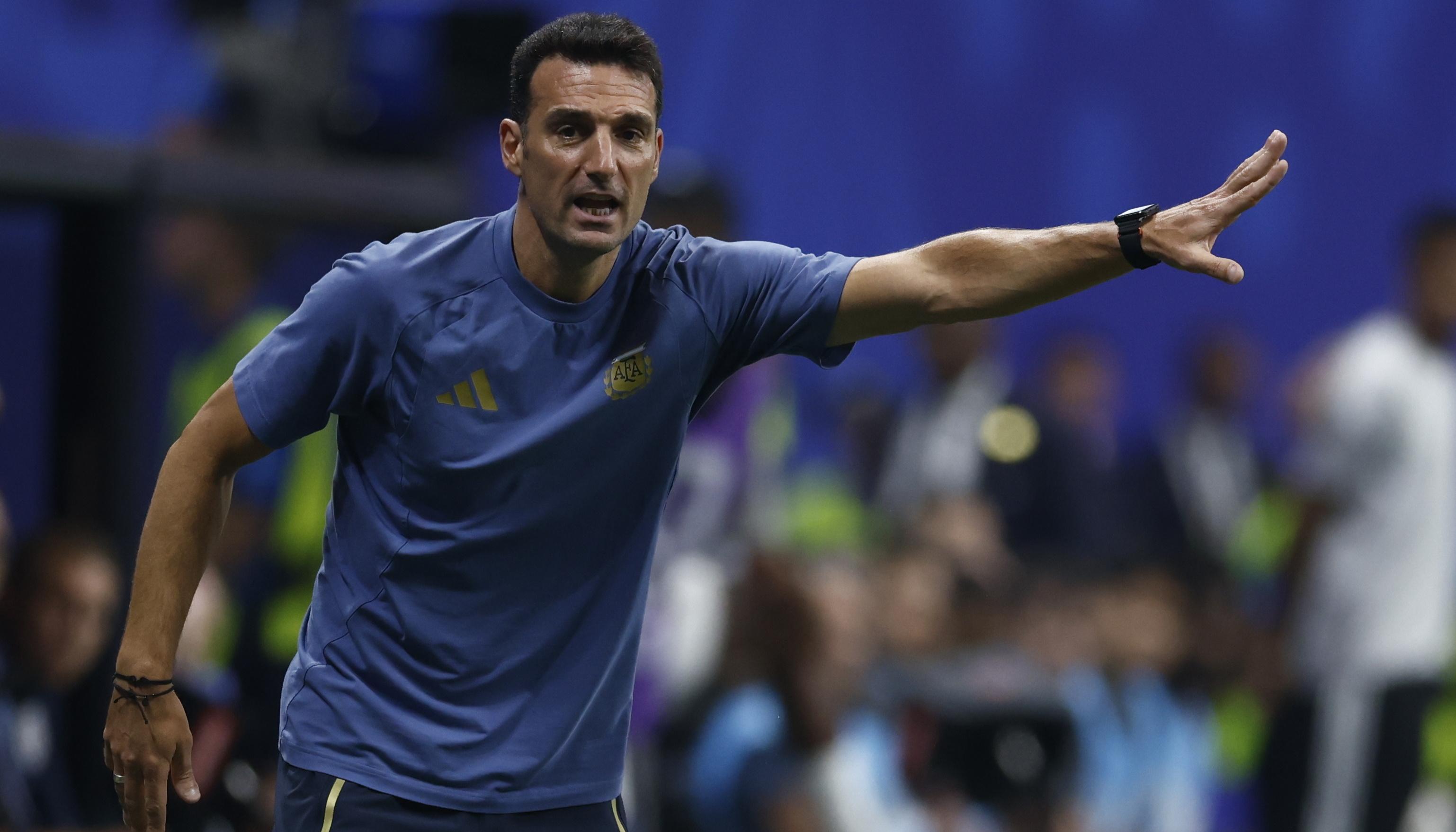 Lionel Scaloni, técnico de Argentina, durante el partido contra Inglaterra.