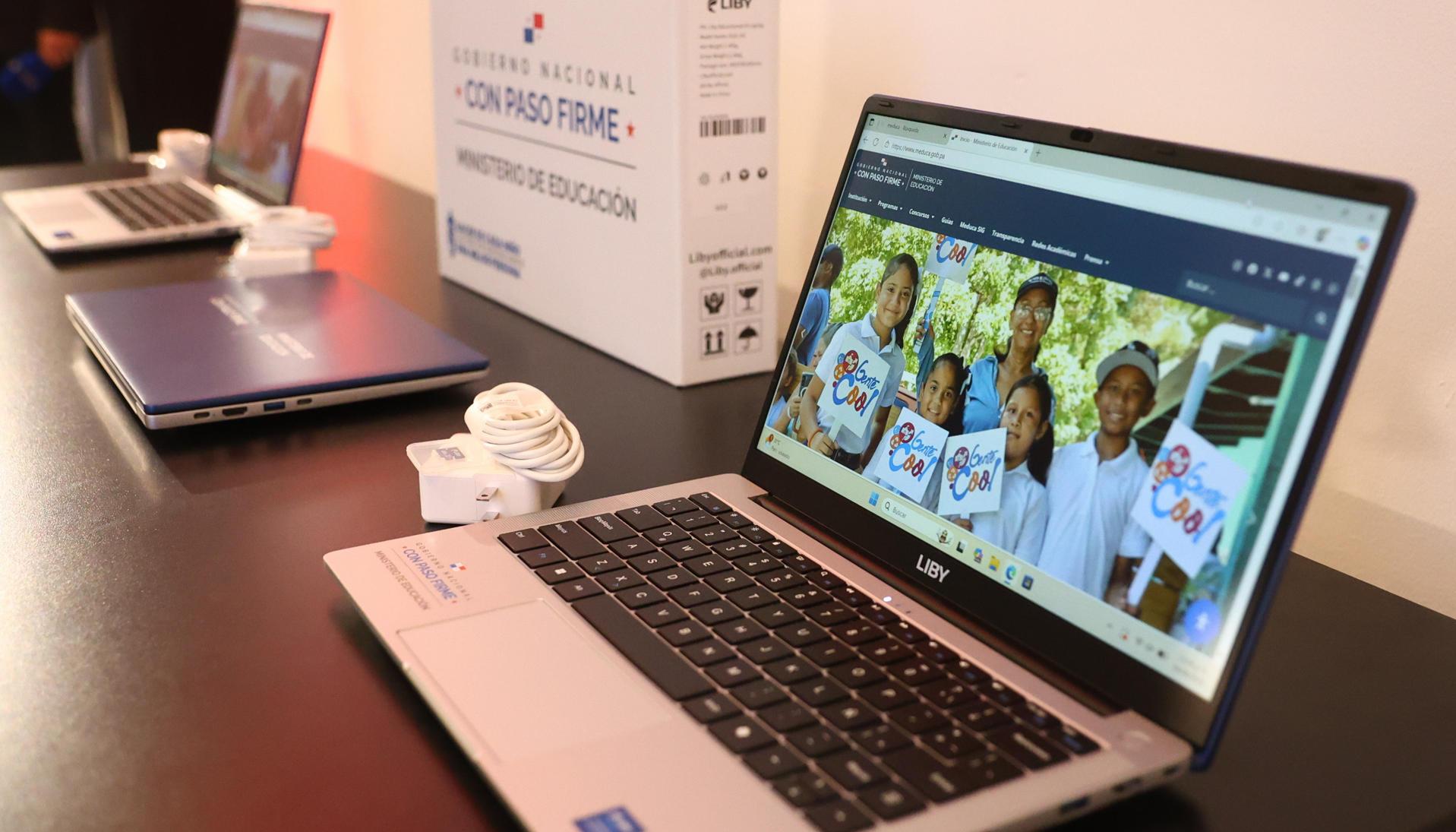 Computadores que el Gobierno de Panamá compró.