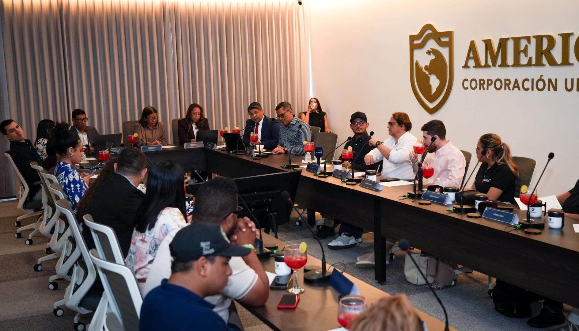 Lanzamiento de la nueva oferta académica de la Corporación Universitaria Americana.