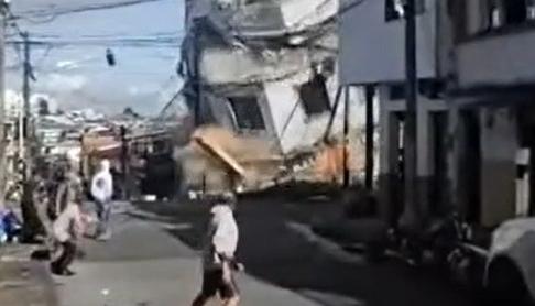 Derrumbe de edificio en Pereira.