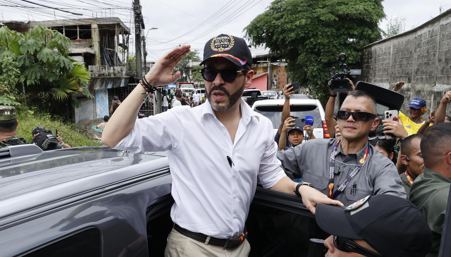 El Presidente de Colombia, Abelardo De La Espriella, en Chocó.