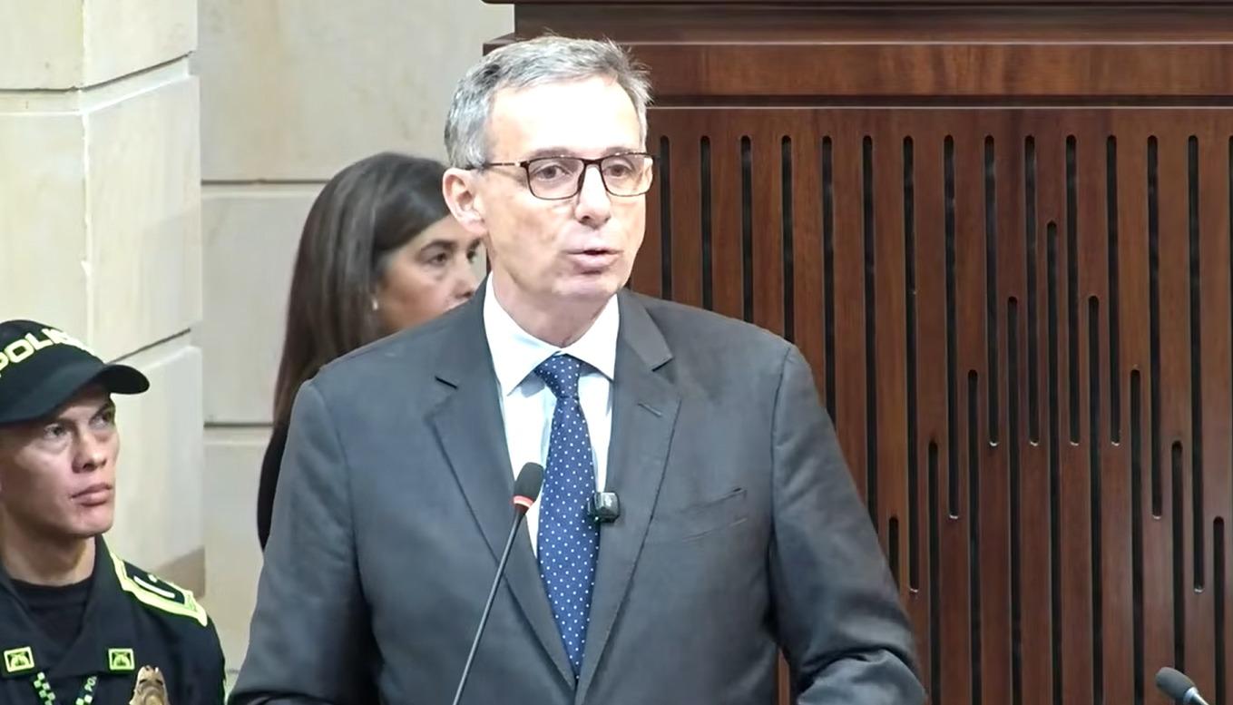 El Ministro de Hacienda, Miguel Gómez Martínez.