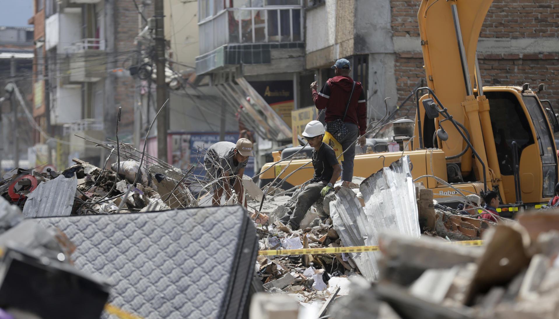 Labores de rescate en Pereira.