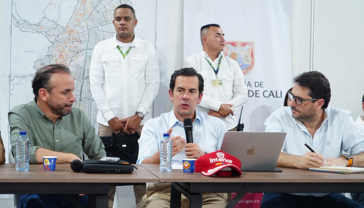Rodrigo Lara, ministro del Interior. 