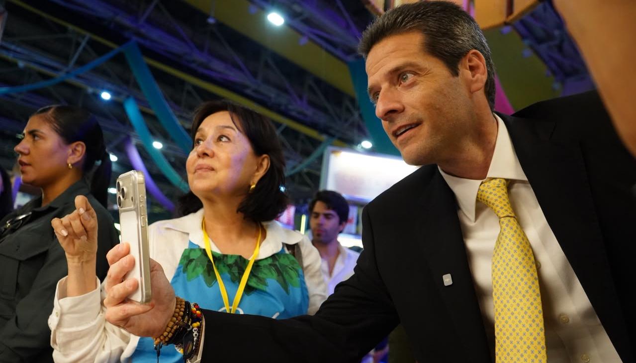 El ministro de Industria, Comercio y Turismo, Mauricio Gómez, en la feria Sabor Barranquilla. 