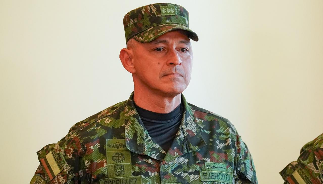 El mayor general Erick Rodríguez, comandante de las Fuerzas Militares.