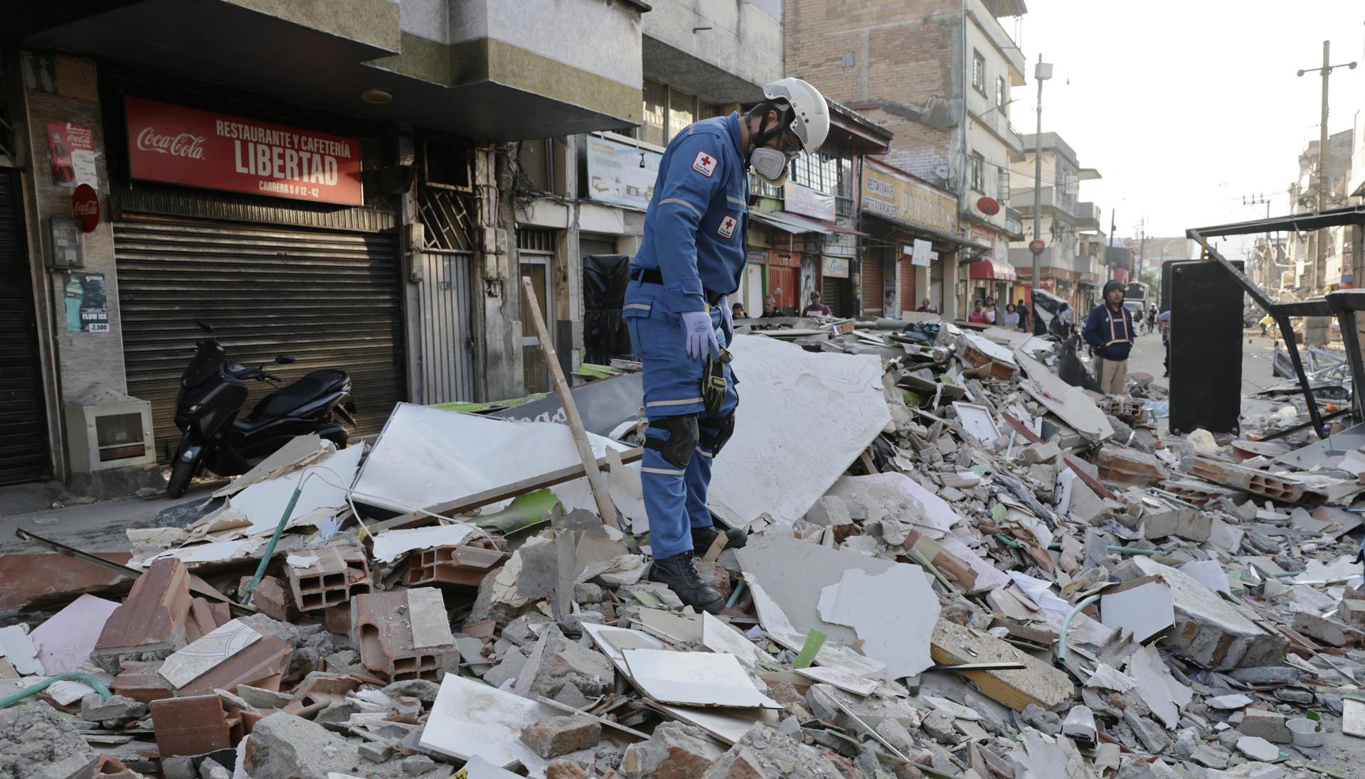 Destrozos por el terremoto en la ciudad de Pereira. 