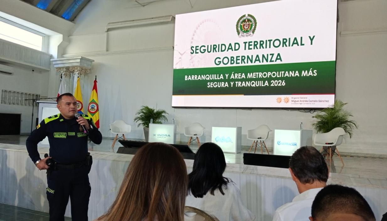 El teniente coronel Pablo Bueno, subcomandante de la Policía de Atlántico, durante su intervención en el Foro GES 2026.   