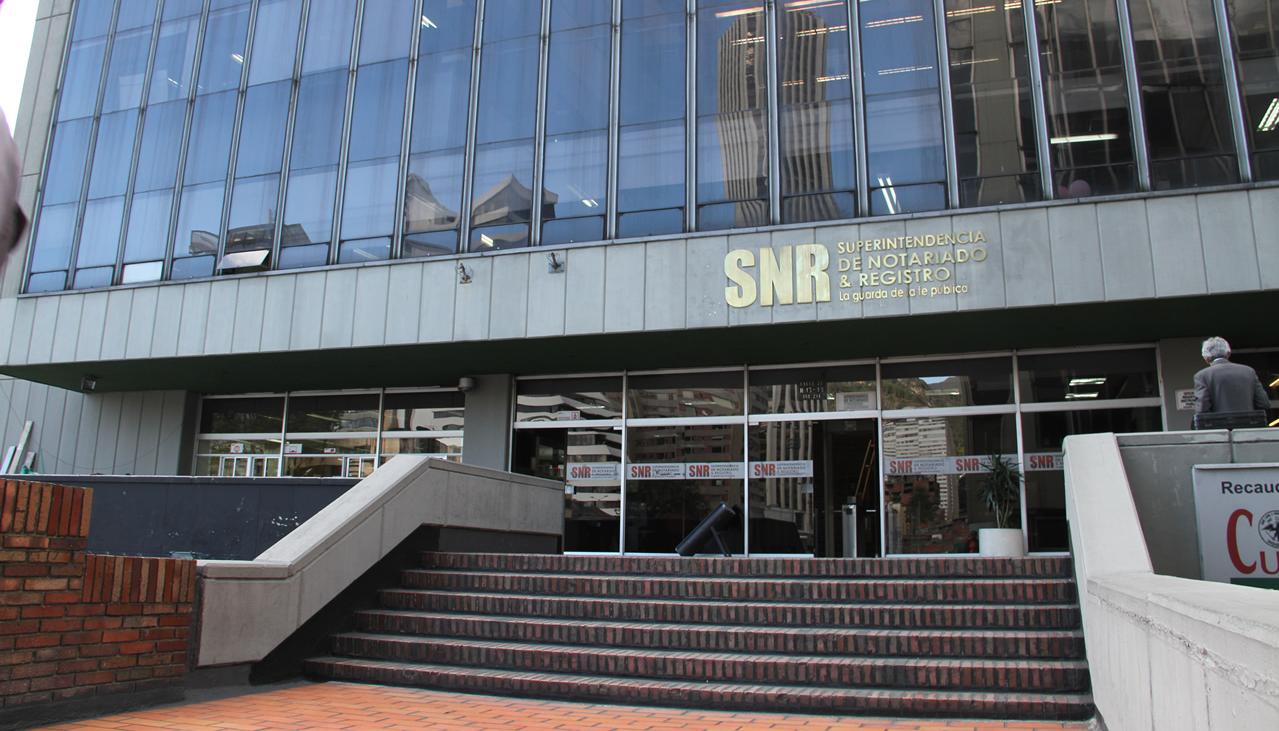 Sede de Superintendencia de Notariado y Registro, en Bogotá. 