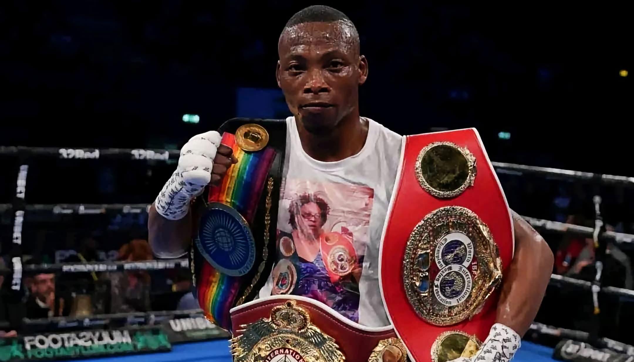 Excampeón mundial de boxeo sudafricano Zolani Tete.