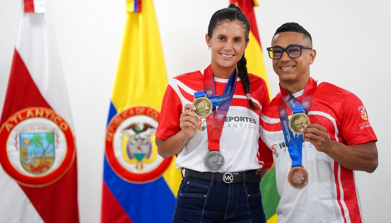 La tenista María Paulina Pérez y el pesista Duván Ferrer, medallistas de oro en los Juegos Centroamericanos y del Caribe.