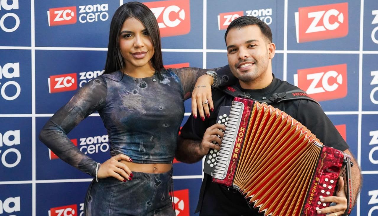 Natalia Curvelo y el acordeonero Alejandro Ojeda.