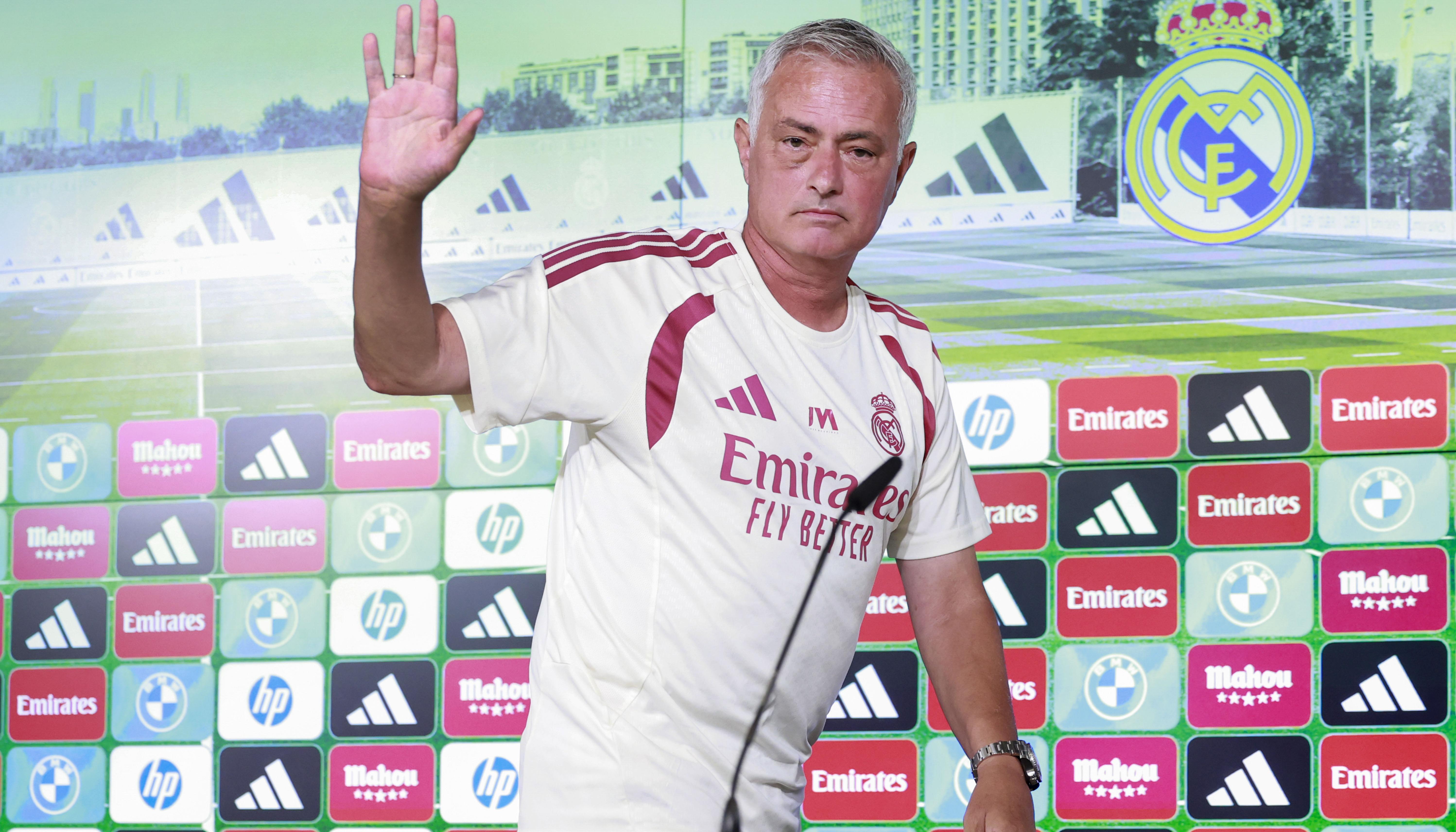 José Mourinho, entrenador del Real Madrid, concedió rueda de prensa este viernes.