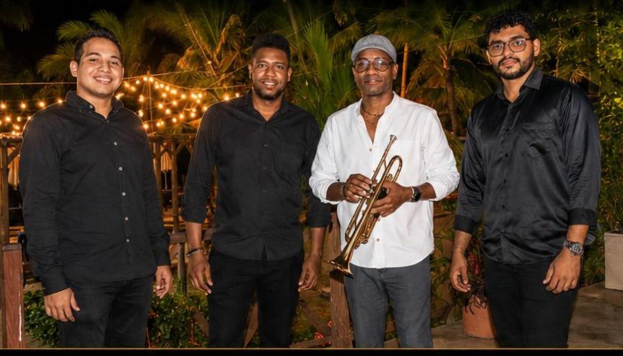 'Los Hermanos Márquez y su son de Cuba'.