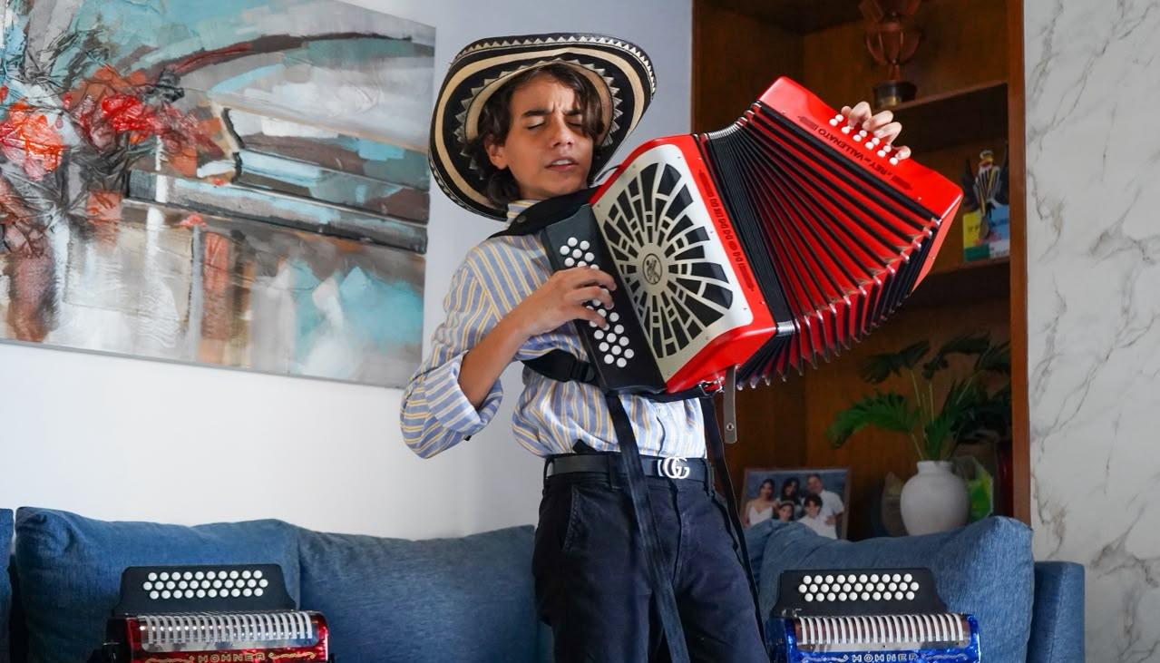 Aram Calderón, Rey Momo infantil del Carnaval de la 44-2027. 