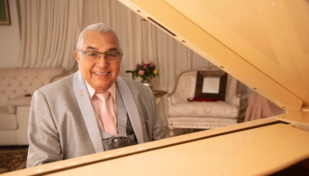 Alci Acosta.