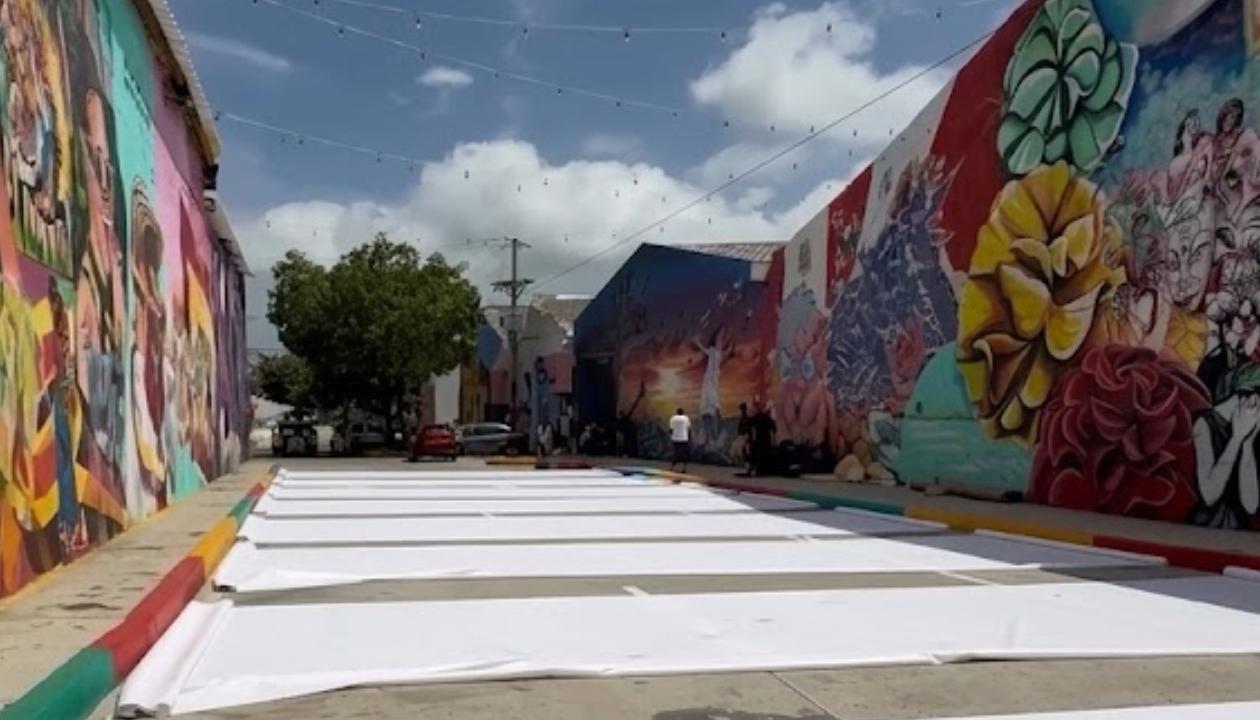 Estudiantes de la EDA trabajan para embellecer el Museo a Cielo Abierto. 