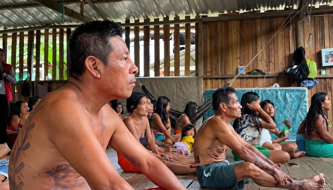 Indígenas colombianos wounaan.
