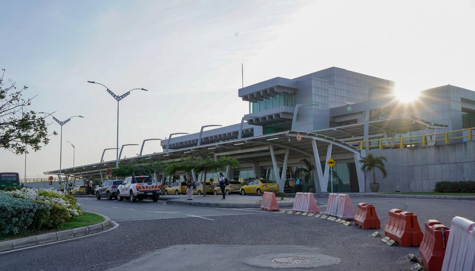 Aeropuerto Ernesto Cortissoz. 