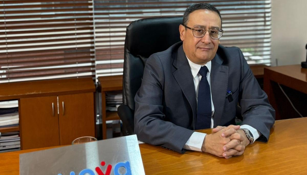  Roberto Solano Navarra, agente interventor de Nueva EPS. 