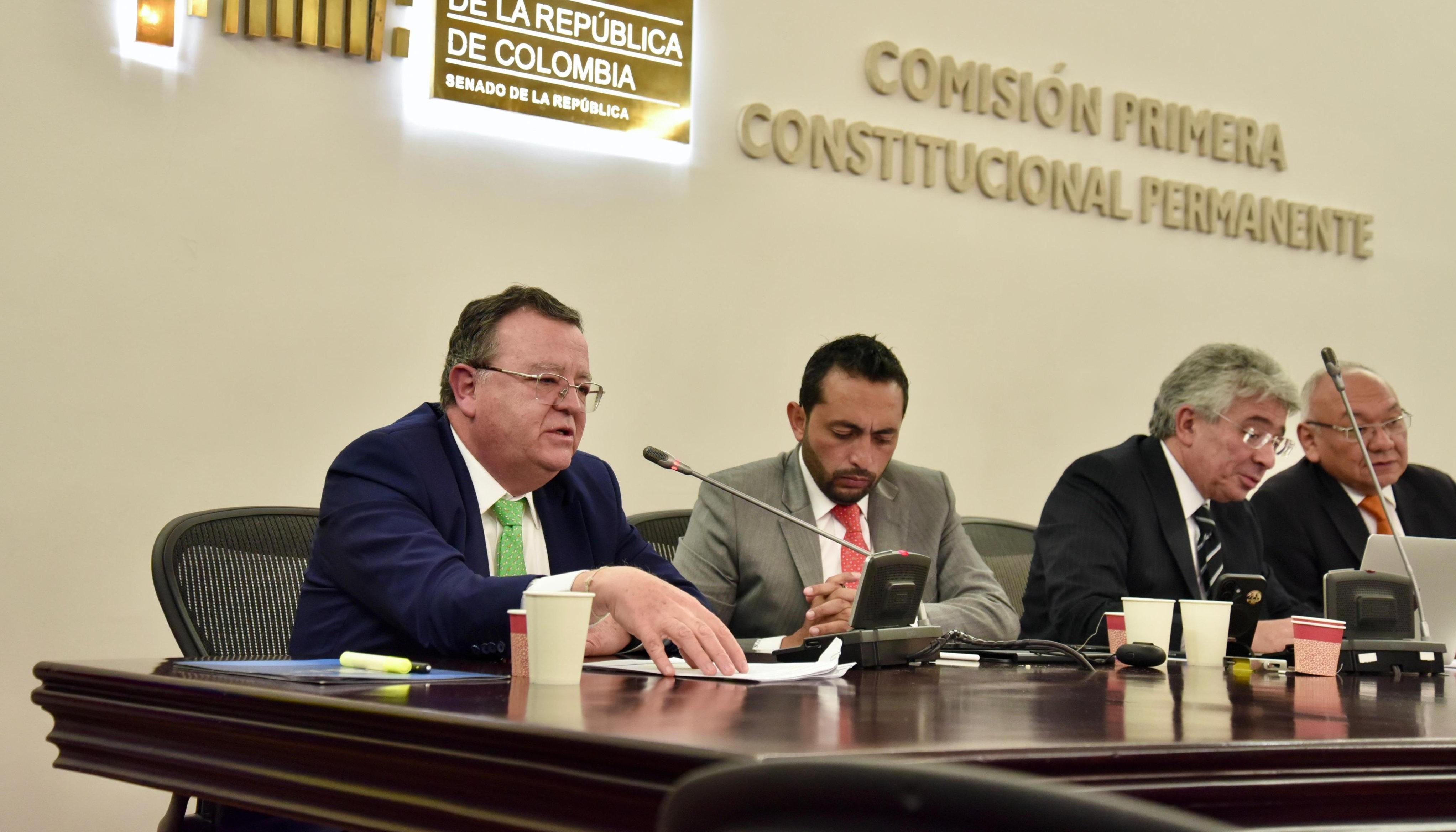 Alejandro Ramelli, presidente de la JEP, en la Comisión Primera del Senado.