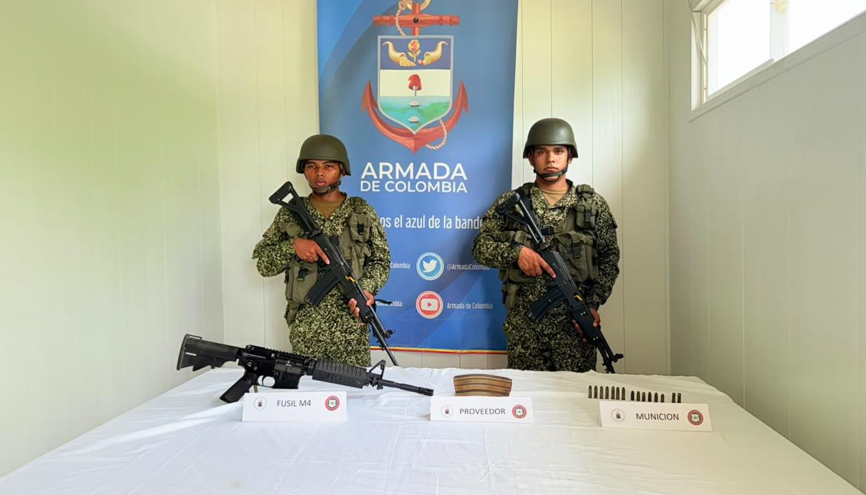 El material de guerra incautado.