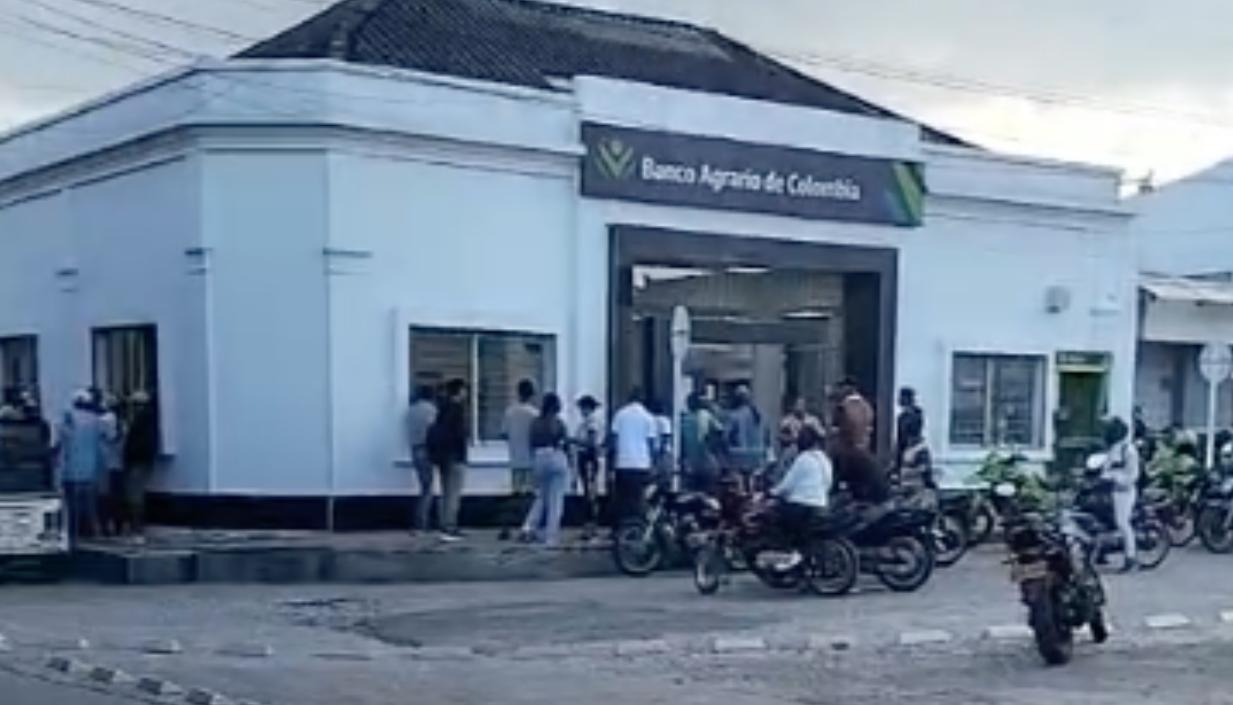La mujer iba a consignar el dinero en el Banco Agrario. 