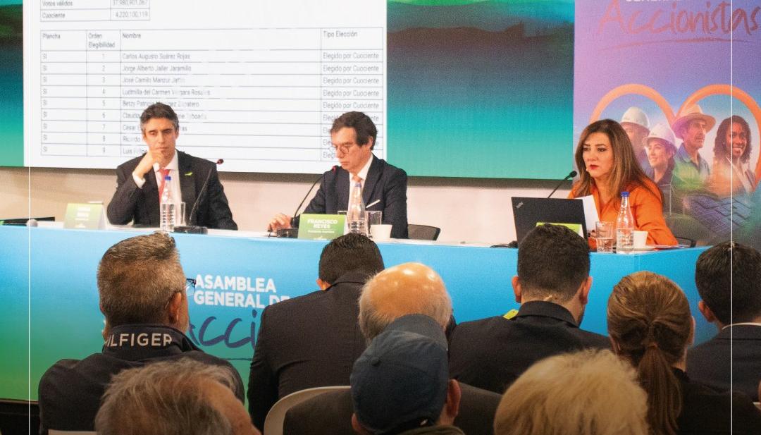 Camilo Barco Muñoz (izquierda), presidente encargado de Ecopetrol.