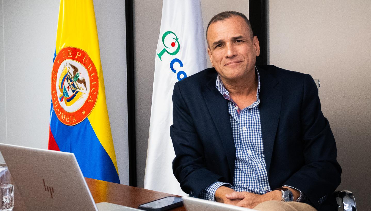 Carlos René Montoya.