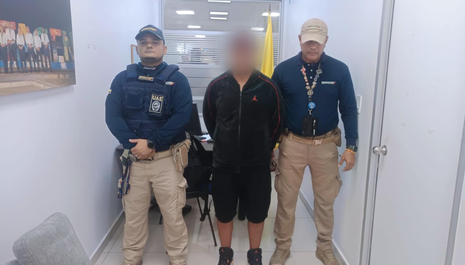 Ciudadano peruano requerido con circular roja de Interpol.