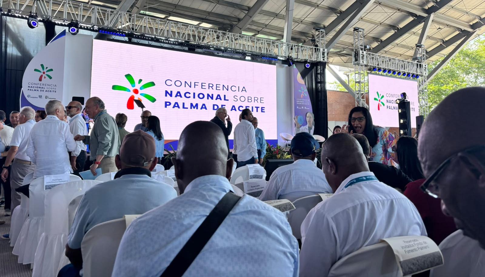 Conferencia Nacional sobre la Palma de Aceite.