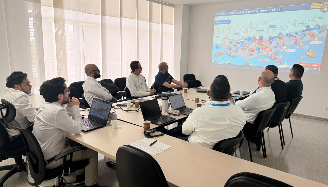 Reunión entre la UNODC y la Capitanía de Puerto de Barranquilla.