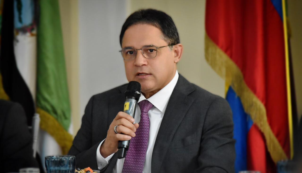 Honorio Henríquez, presidente del Senado.