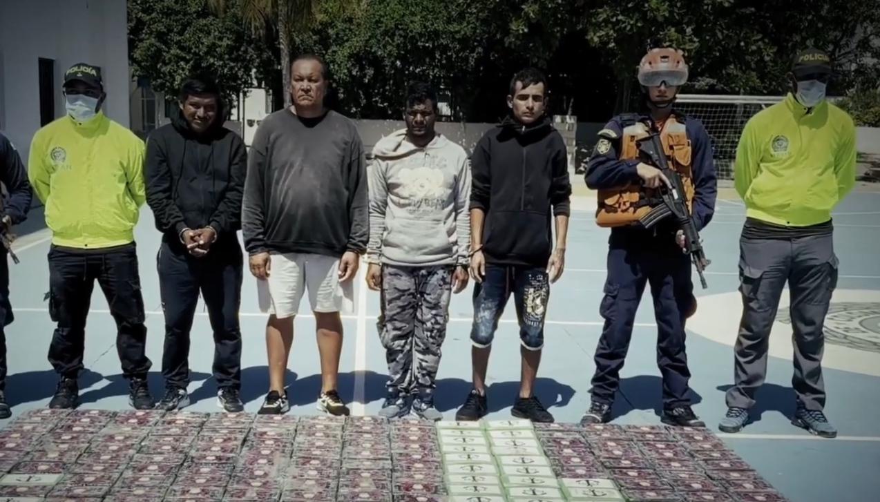 Incautación de clorhidrato de cocaína.