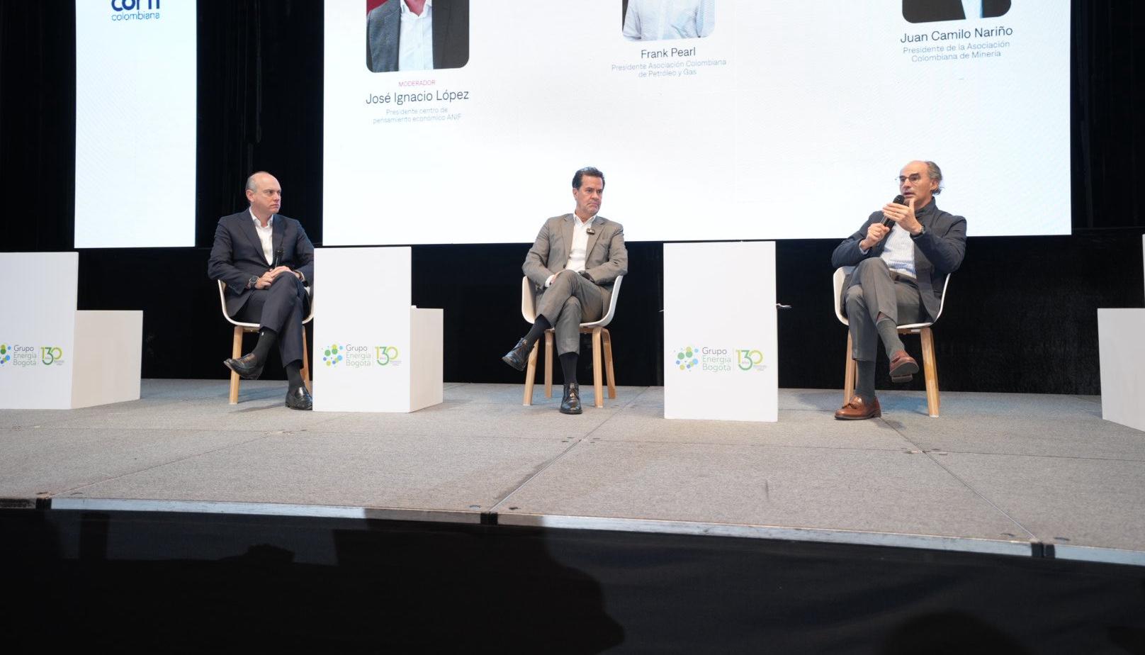 José Ignacio López, Frank Pearl y Tomás González.