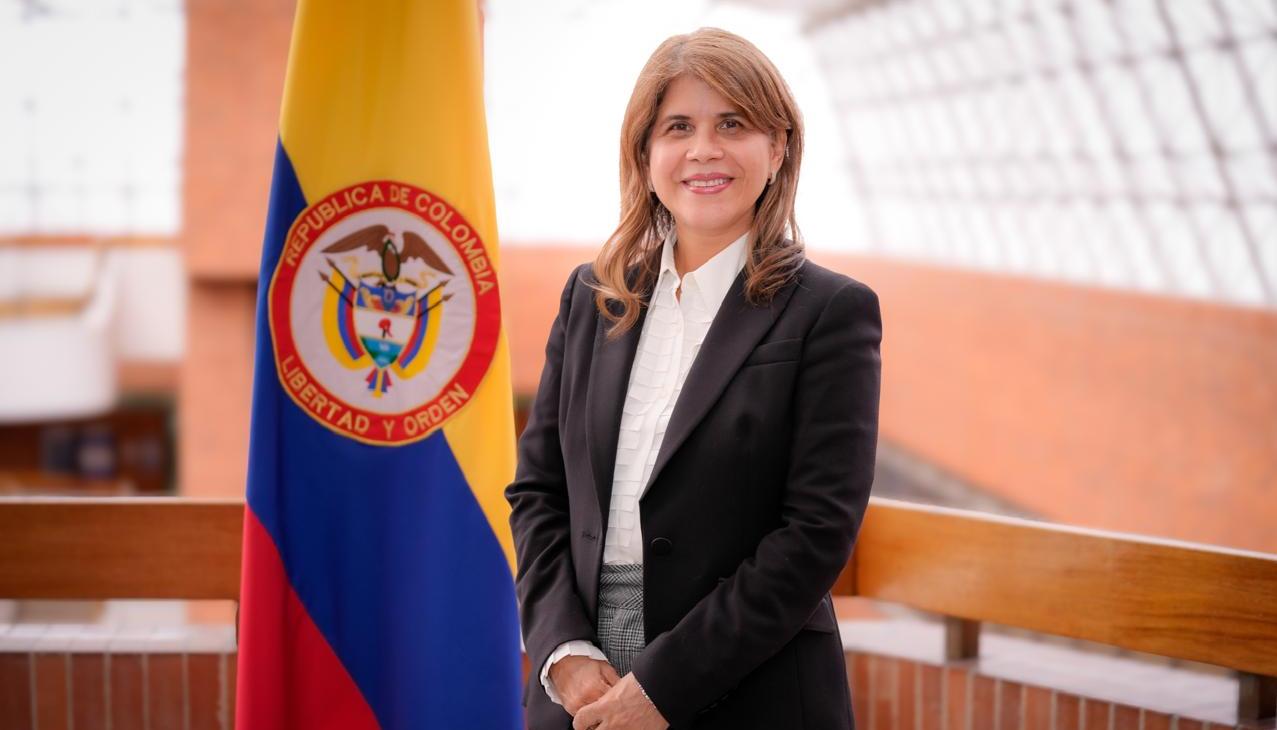 Julia Eva Pretelt, Superintendente de Sociedades.